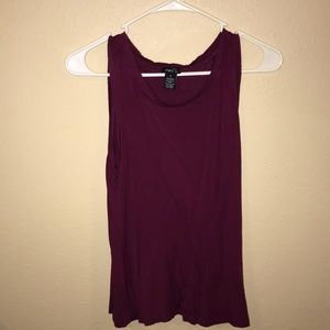 Sleeveless shirt